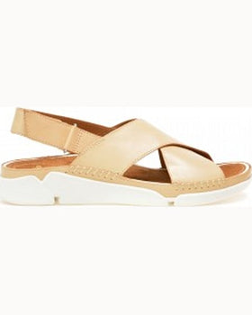 Clarks Sandale nude din piele naturala