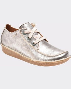 Clarks Pantofi argintii din piele naturala
