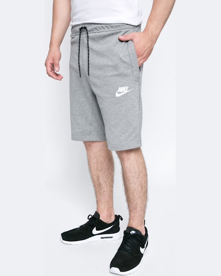 Pantaloni Nike scurti gri