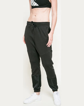 Pantaloni Reebok negru