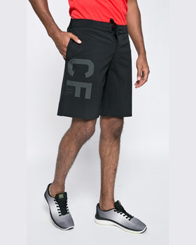 Pantaloni Reebok scurti negru