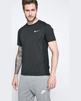 Tricou Nike negru cărbune