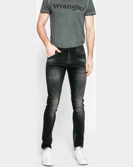 Jeansi Wrangler bryson negru cărbune