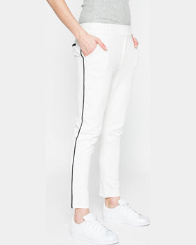 Pantaloni Answear sporty fusion alb